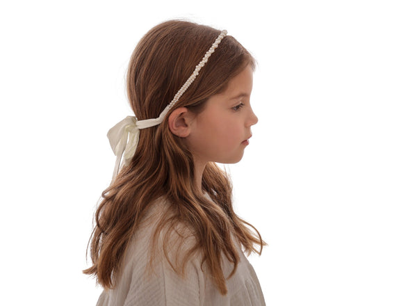 Asymmetric Pearly Satin Tieback